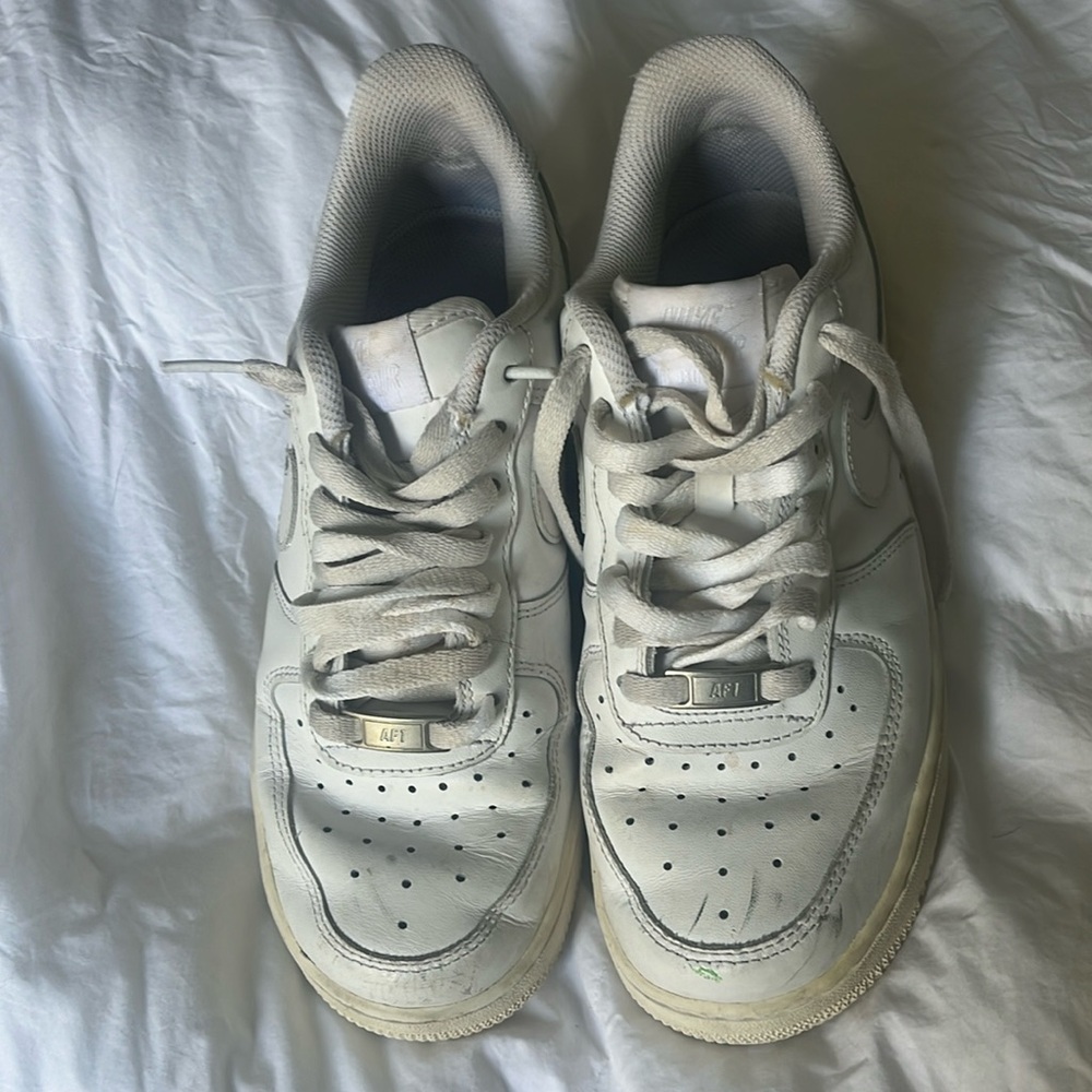 Nike Air Force 1’s size 7.5